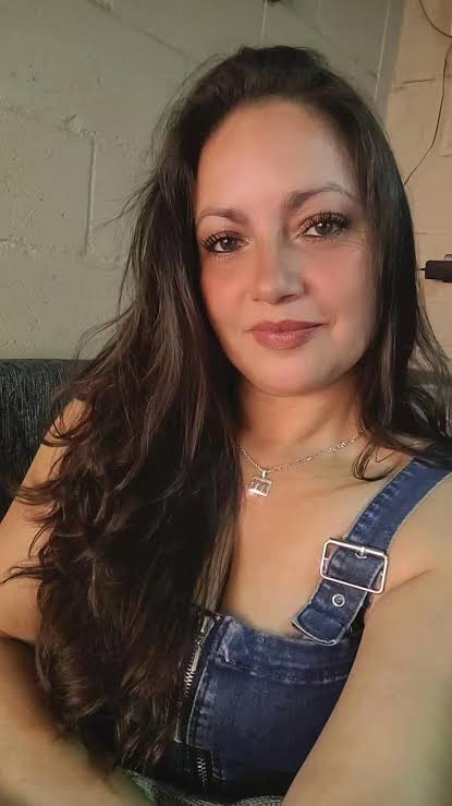 Mariajose J.